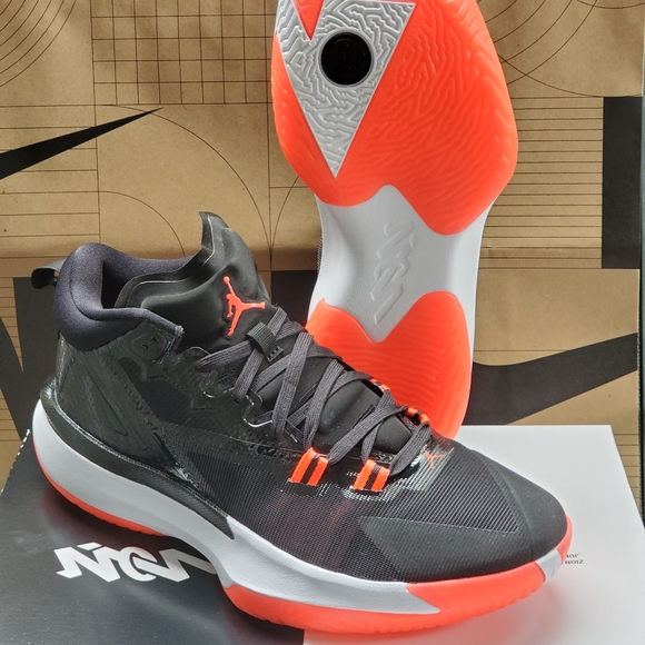 New Nike Jordan Zion 1 Black, Size 11 men - Picture 3 of 7